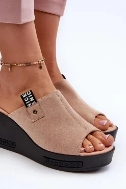 Klapki Damskie Na Koturnie Beżowe Vleni