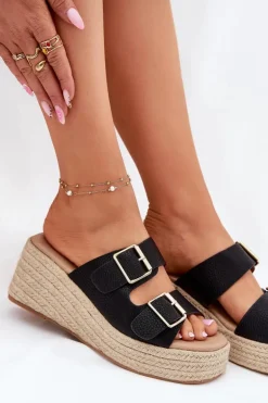 Klapki Damskie Na Koturnie Z Plecionką I Klamrami Czarne Pasinea