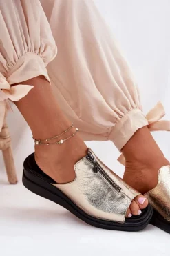 Klapki Damskie Na Koturnie Z Zamkiem Złote Irriva