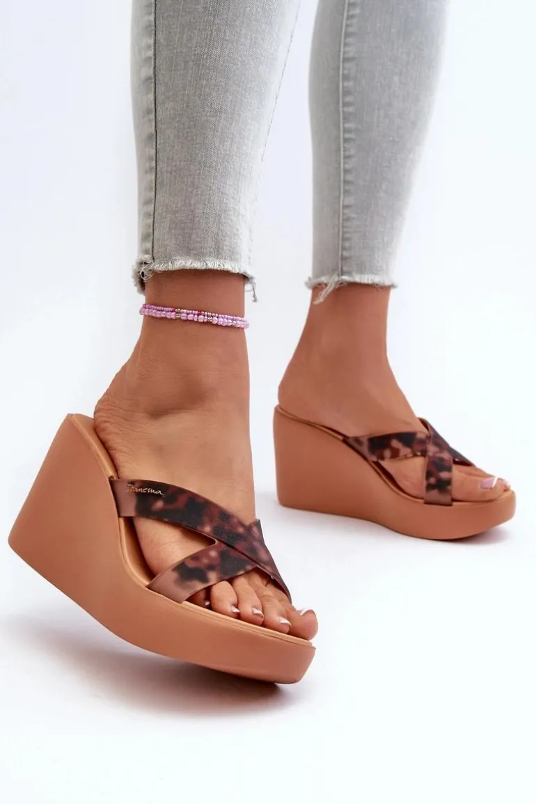 Klapki Damskie Na Koturnie 83520 Ipanema High Fashion Slide Fem Brązowe