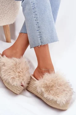 Klapki Damskie Na Koturnie Z Futerkiem I Plecionką Beżowe Virela