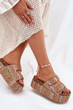 Klapki Damskie Na Masywnej Platformie Z Plecionką I Klamrami Multikolor Eradriana