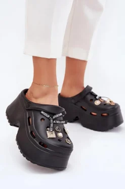 Klapki Damskie Na Masywnej Platformie Z Przypinkami Czarne Vivira