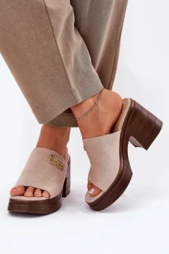 Klapki Damskie Na Masywnym Obcasie Ze Złotym Detalem Vinceza 17400 Beżowe