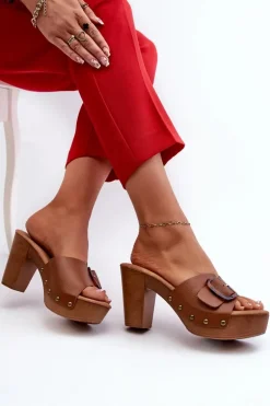 Klapki Damskie Na Obcasie Słupku Z Klamrą Brązowe Betinna