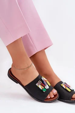 Klapki Damskie Na Płaskim Obcasie Z Ozdobą Czarne Clelione