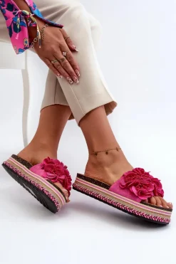 Klapki Damskie Na Platformie Ozdobione Kwiatkami Fuksja Nodina