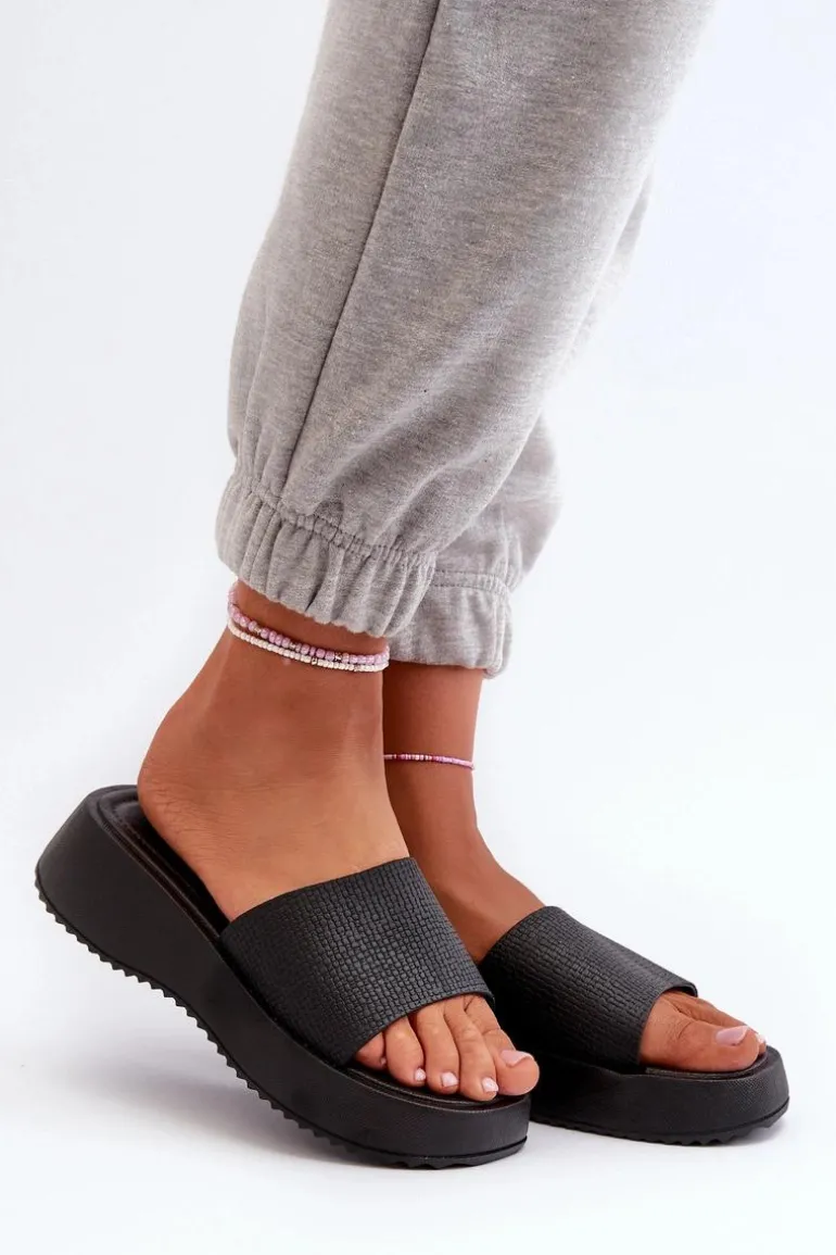 Klapki Damskie Na Platformie I Koturnie Czarne Vimarils