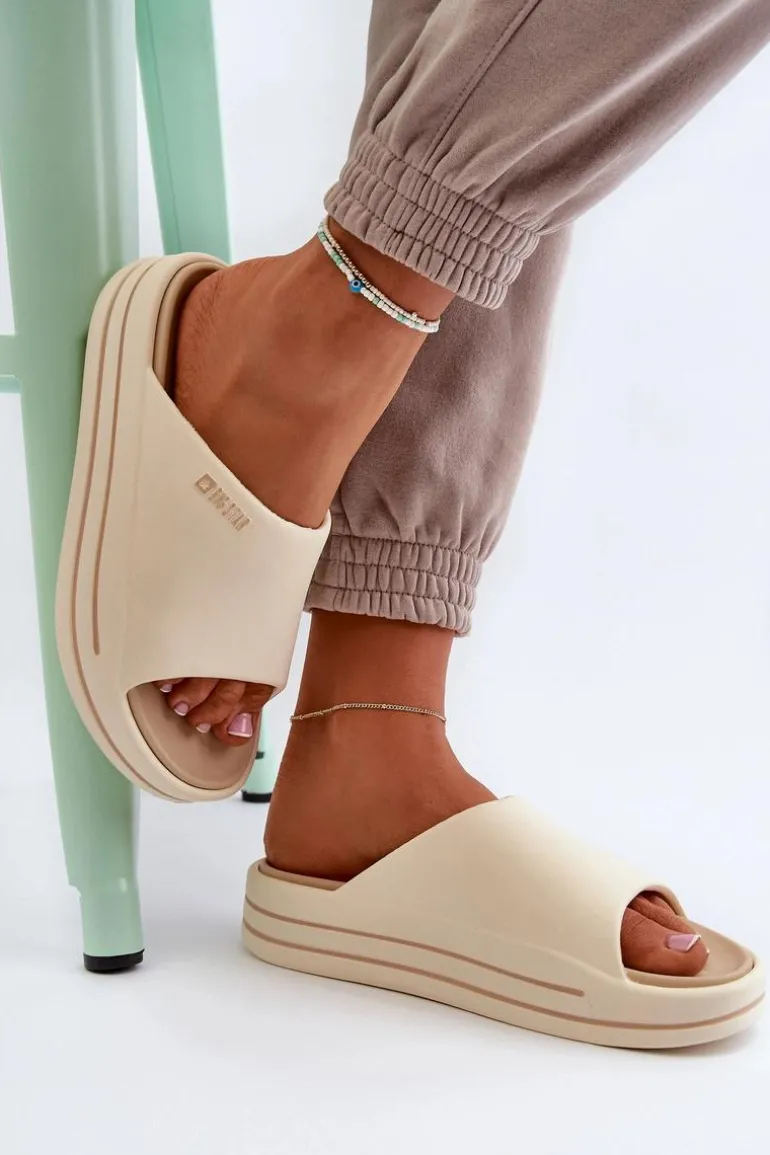 Klapki Damskie Na Platformie Big Star NN274A034 Beżowe