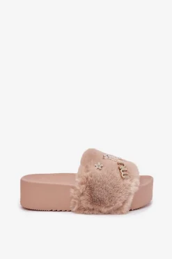 Klapki Damskie Na Platformie Z Futerkiem I Złotymi Przypinkami Beżowe Livira