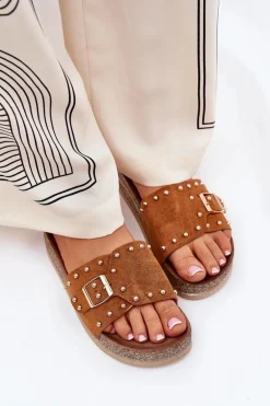 Klapki Damskie Na Platformie Z Klamrą I Ćwiekami Camel Nusithia