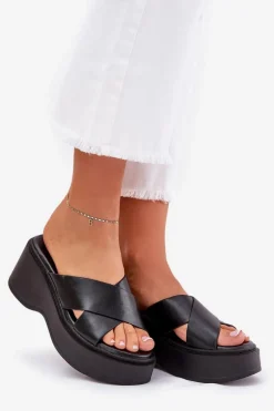 Klapki Damskie Na Platformie I Koturnie Czarne Nelithraea