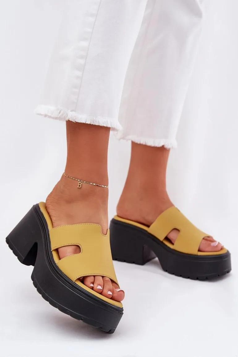 Klapki Damskie Na Platformie I Masywnym Obcasie Żółte Rizana