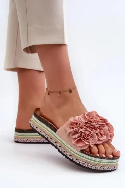 Klapki Damskie Na Platformie Ozdobione Kwiatkami Różowe Nodina