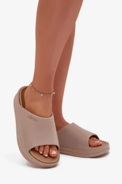 Klapki Damskie Na Platformie Big Star SS274424 Ciemnobeżowe