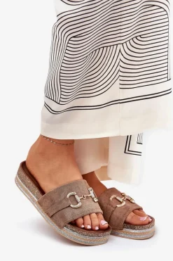 Klapki Damskie Na Platformie Ze Złotą Ozdobą I Brokatem Khaki Morisela