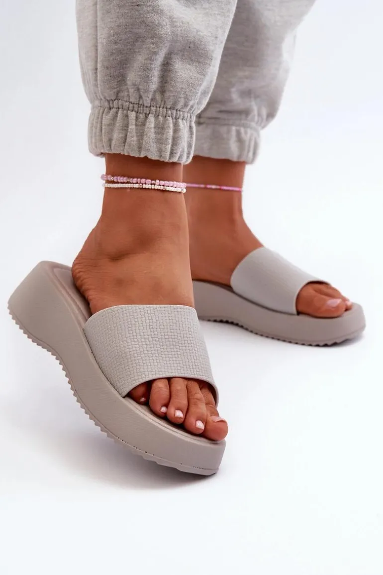 Klapki Damskie Na Platformie I Koturnie Szare Vimarils