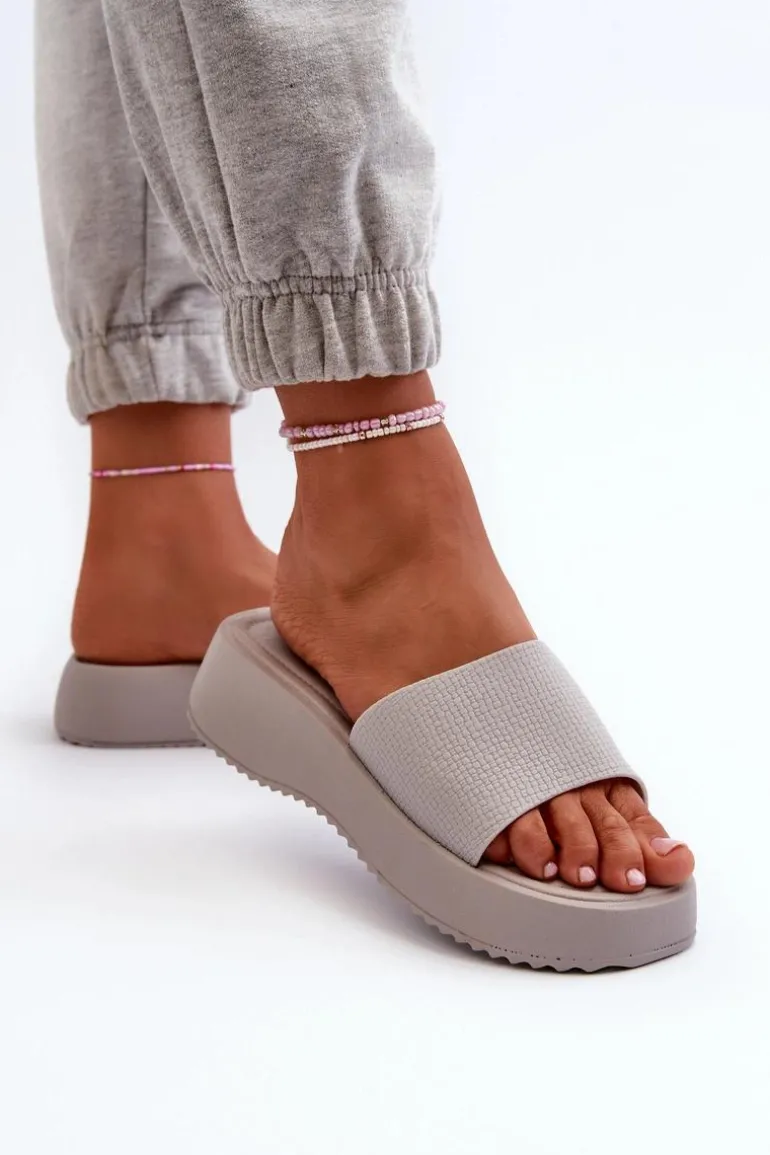 Klapki Damskie Na Platformie I Koturnie Szare Vimarils