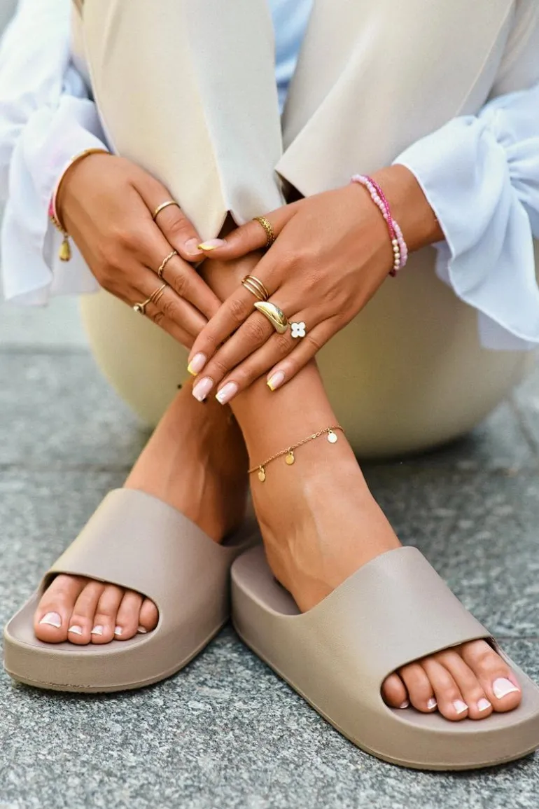 Klapki Damskie Na Platformie Piankowe Brązowe Airaplea