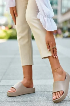 Klapki Damskie Na Platformie Piankowe Brązowe Airaplea