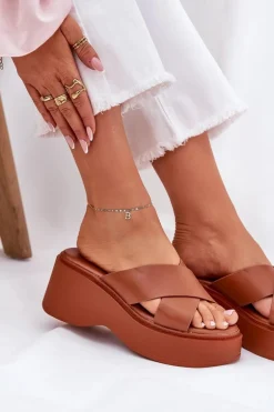 Klapki Damskie Na Platformie I Koturnie Camel Nelithraea