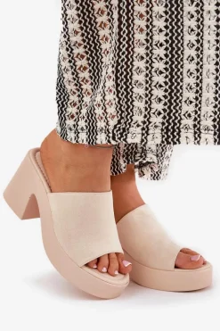 Klapki Damskie Na Słupku I Platformie Beżowe Omeisa
