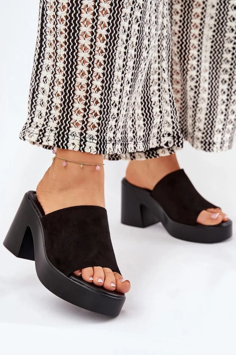 Klapki Damskie Na Słupku I Platformie Czarne Omeisa