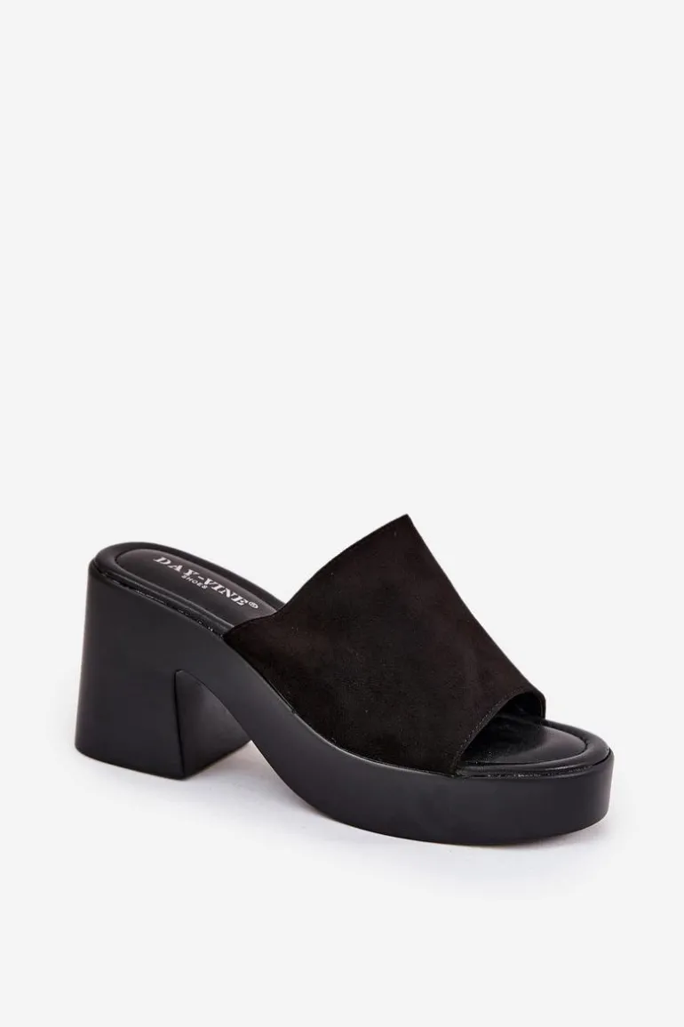 Klapki Damskie Na Słupku I Platformie Czarne Omeisa