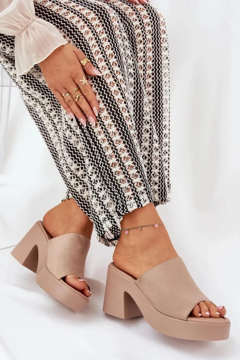 Klapki Damskie Na Słupku I Platformie Khaki Omeisa