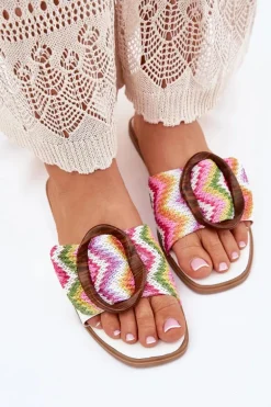 Klapki Damskie Płaskie Z Ozdobną Klamrą Białe Luwam