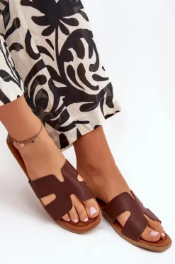 Klapki Damskie Płaskie Z Wycięciami Ciemnobrązowe Salyra