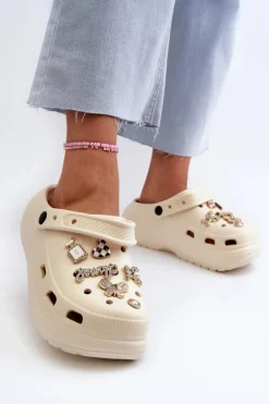 Klapki Damskie Piankowe Lekkie Na Grubej Podeszwie Z Przypinkami Beżowe Effiora