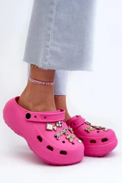 Klapki Damskie Piankowe Lekkie Na Grubej Podeszwie Z Przypinkami Fuksja Effiora