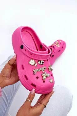 Klapki Damskie Piankowe Lekkie Na Grubej Podeszwie Z Przypinkami Fuksja Effiora