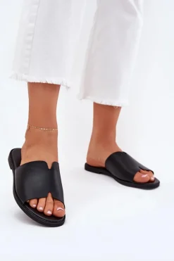 Klapki Damskie Z Eko Skóry Na Płaskim Obcasie Czarne Kalimira