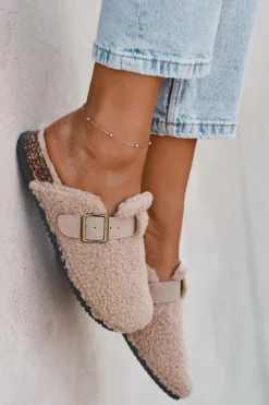 Klapki Damskie Z Futerkiem Typu Baranek Beżowe Lorivine