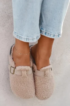 Klapki Damskie Z Futerkiem Typu Baranek Beżowe Lorivine