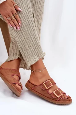 Klapki Damskie Z Klamrami I Ozdobnym Obszyciem Camel Visley