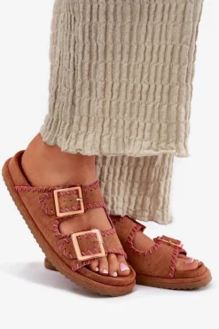 Klapki Damskie Z Klamrami I Ozdobnym Obszyciem Camel Visley