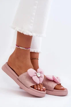 Klapki Damskie Z Ozdobą Na Niskiej Platformie Różowe Cedrella