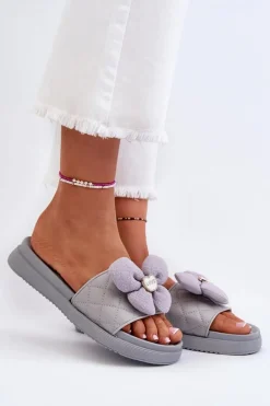 Klapki Damskie Z Ozdobą Na Niskiej Platformie Szare Cedrella