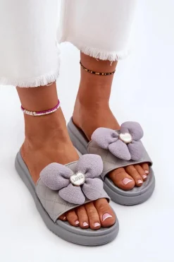 Klapki Damskie Z Ozdobą Na Niskiej Platformie Szare Cedrella