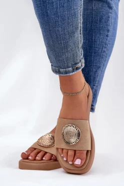 Klapki Damskie Ze Złotą Ozdobą Beżowe Kaliora