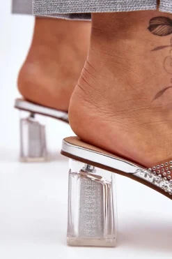 Klapki Na Obcasie Z Dżetami Srebrne Jaxen