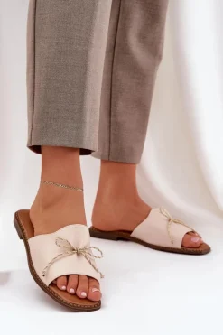 Klapki Na Płaskiej Podeszwie Z Ozdobną Kokardką Beżowe Deonelis