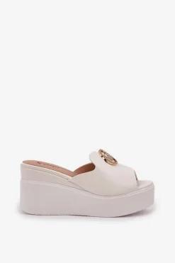 Klapki Na Platformie I Koturnie Z Ozdobą Białe Nanessia