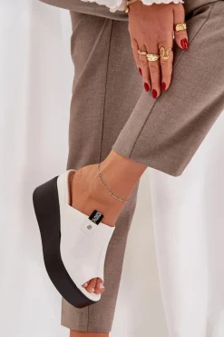 Klapki Na Platformie I Koturnie Eko Skórzane Białe Eridoria