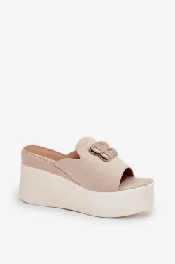 Klapki Na Platformie I Koturnie Z Ozdobą Beżowe Tanonea