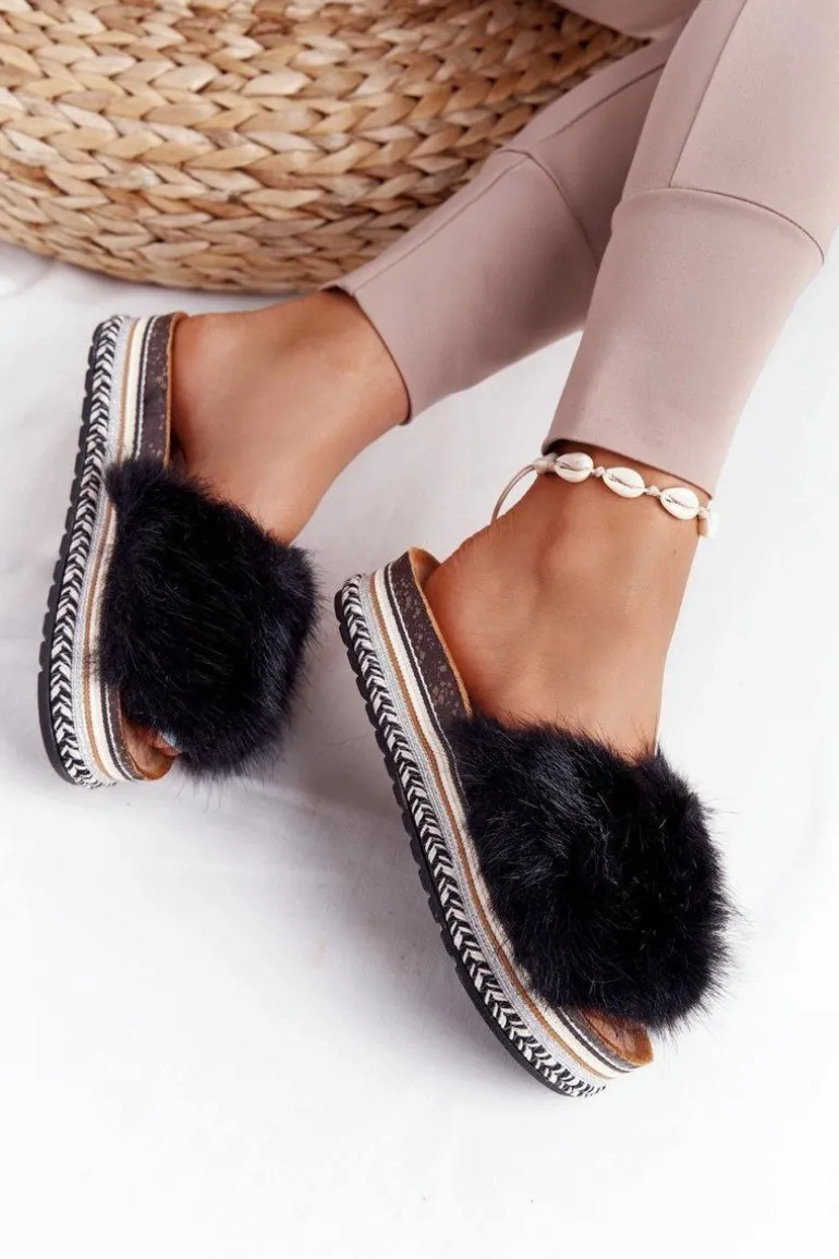 Klapki Na Platformie z Futerkiem Czarne Adventure