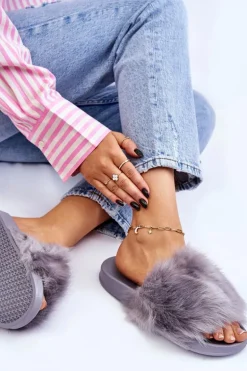 Klapki Z Futerkiem Gumowe Szare Allyson